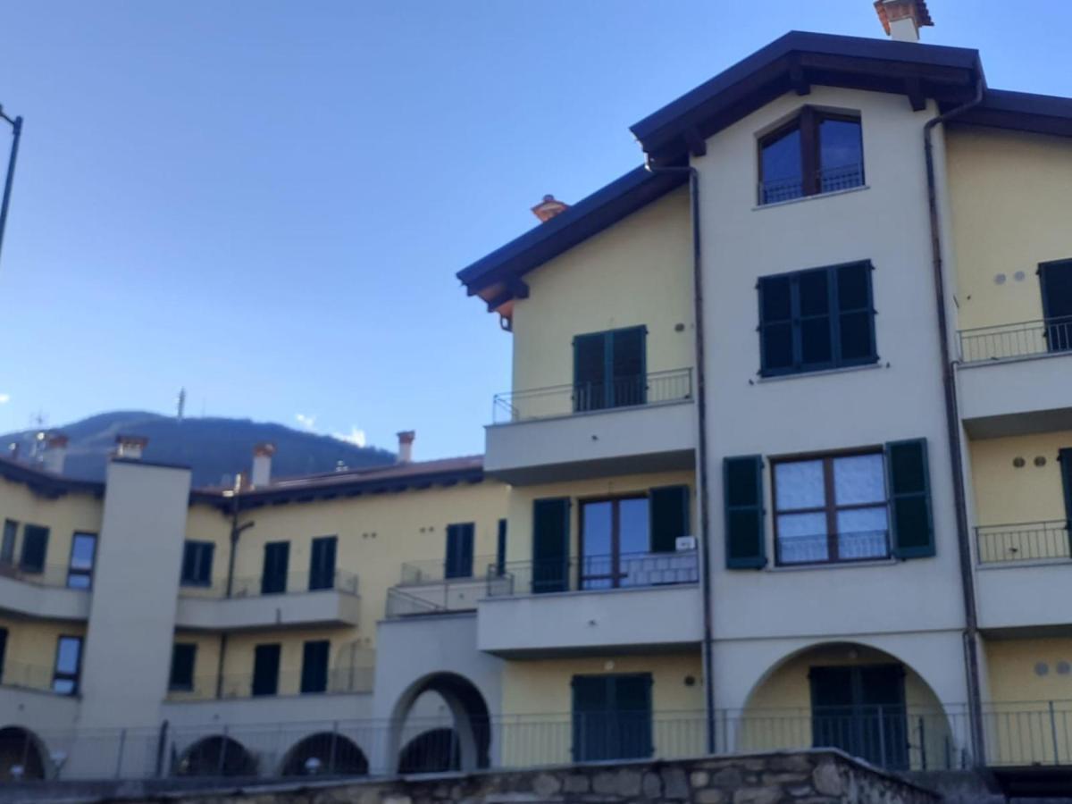 Residenza Michi Apartment Gravedona Bagian luar foto